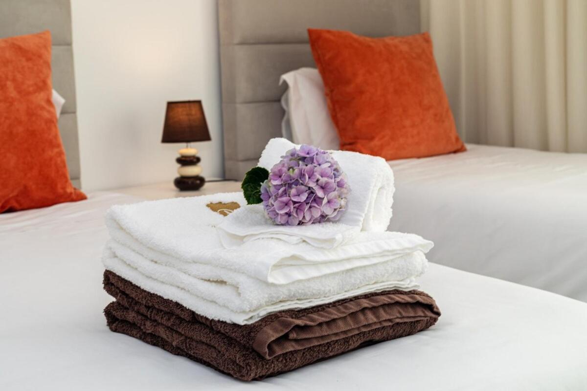 Guest House Passal - Terceira Studio Ponta Delgada المظهر الخارجي الصورة